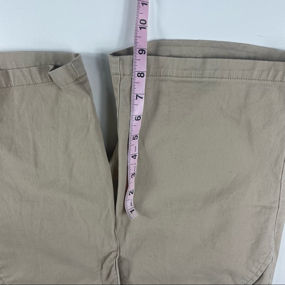 American Eagle Khaki Bermuda Stretch Shorts - Picture 7 of 10